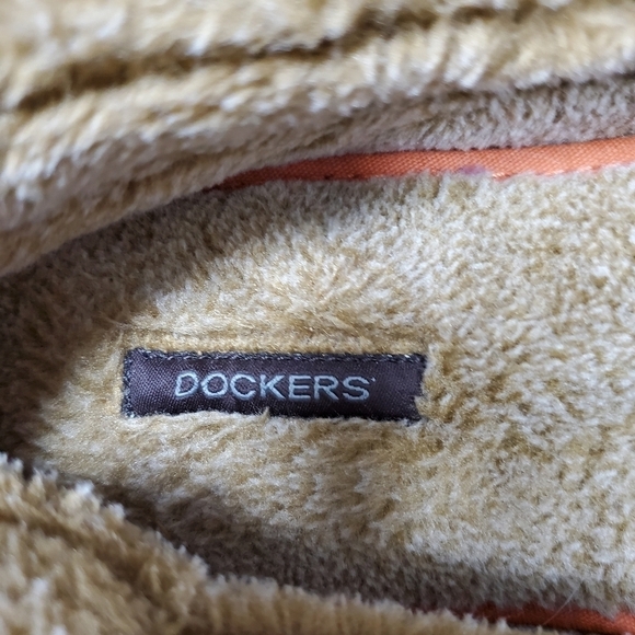 DOCKERS SHERPA LINED HOUSE SLIPPERS - Picture 6 of 9